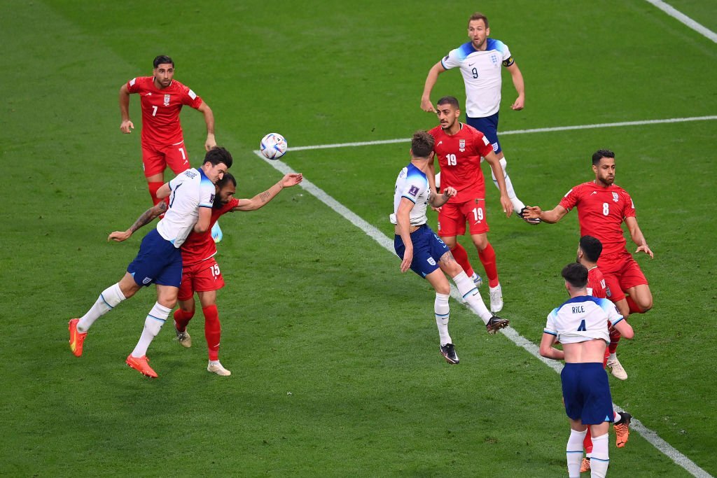 Maguire đen toàn tập trong ngày ĐT Anh đại thắng Iran 5 Maguire đen toàn tập trong ngày ĐT Anh đại thắng Iran 5